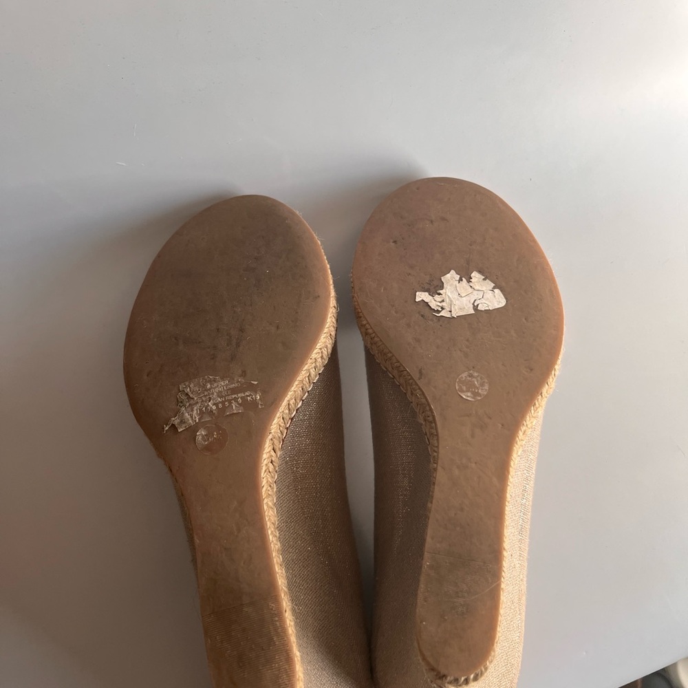 Tory Burch Beige Peep-Toe Wedges with Bow with Dust Bag - Picture 10 of 11